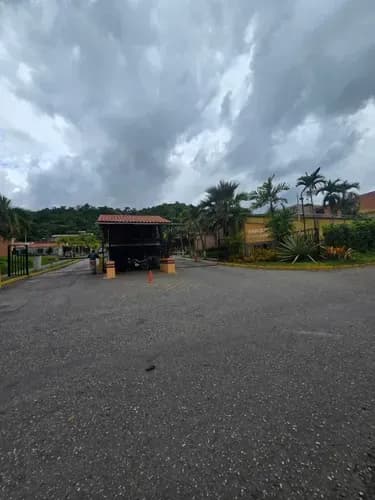 Angelica Rivas Vende Terreno En Conjunto Residencial Parque Mirador, Valencia Carabobo