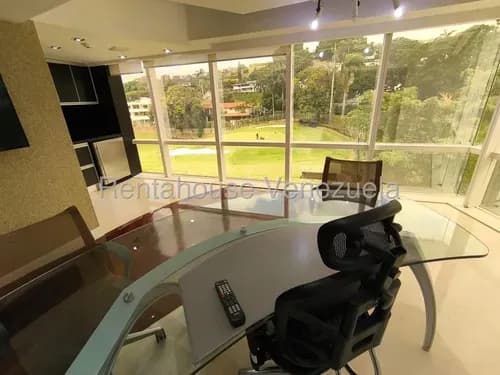Oficina Comercial En Alquiler. Urb. Las Mercedes 26-16027 Neyla Cedeño.