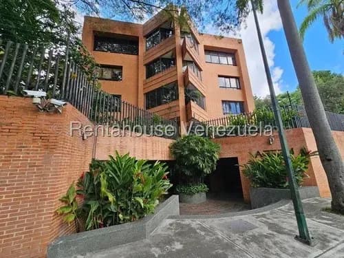 Apartamento Pb Dúplex En Venta En Alta Florida, Totalmente Remodelado Con Acabados De Lujo Listo Para Habitar Mls #26-20703 Bm