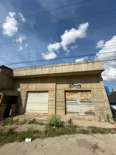 Global Vende Terreno Comercial Con Fundaciones Para Edificio De 5 Piso. Av Principal Los Guayos.