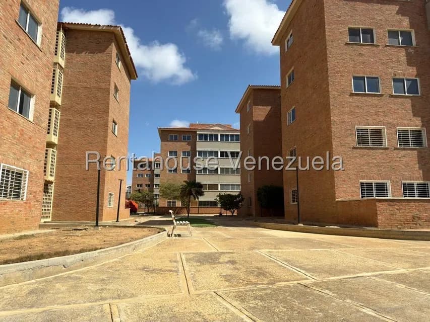 Apartamento (1 Nivel) en Venta en Punto Fijo, Falcon