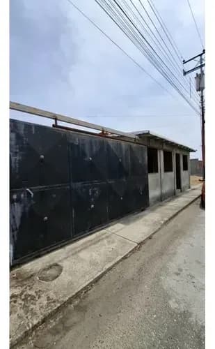 Casa En La Urb. Santa Rita Av Circunvalacion Ve24-078sr-cmej