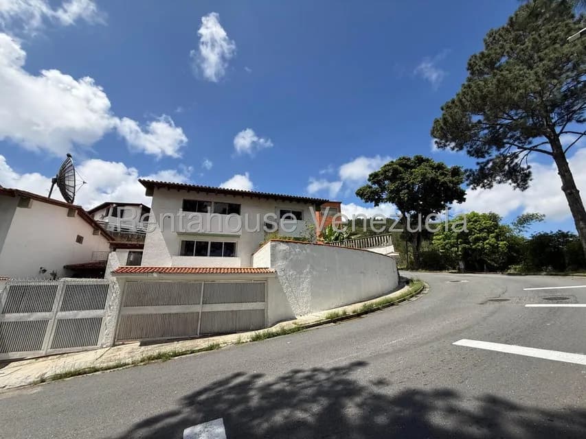 Casa (Duplex) en Alquiler en Alto Prado, Distrito Metropolitano