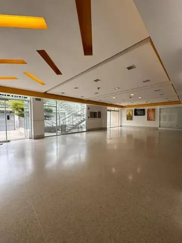 Aq Alquiler Local En Avenida Cuatricentenaria Valencia. 315508