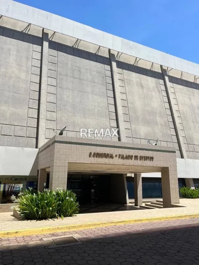 Local Comercial C.C Palacios de Eventos