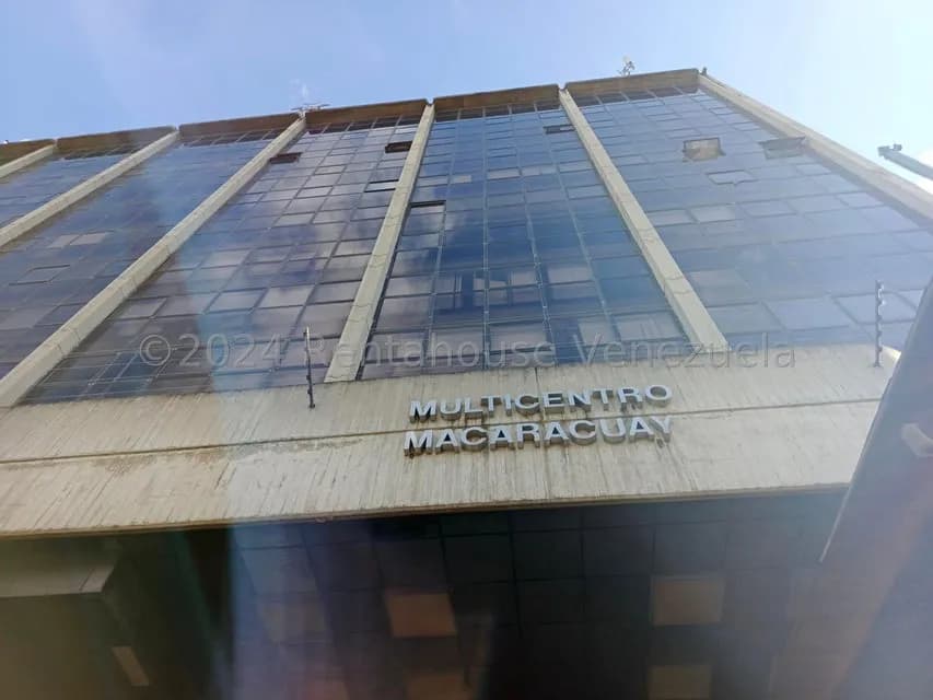 Comercial (Oficina) en Alquiler en Macaracuay, Distrito Metropolitano