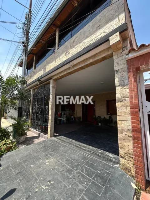 Casa en venta en la Urbanización Don Genaro