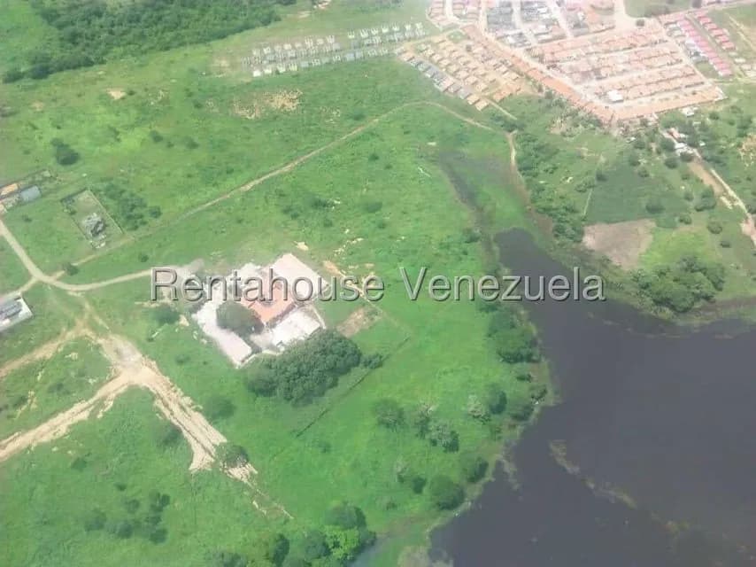 Terreno (Residencial) en Venta en Los Bolivarianos, Guarico