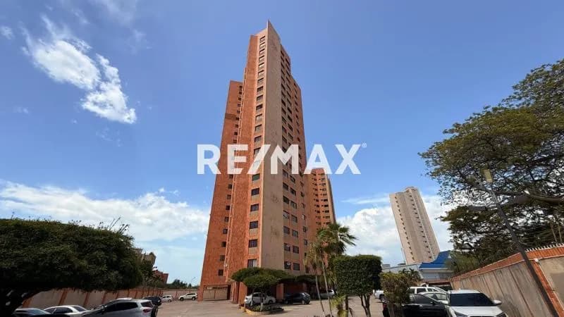 APARTAMENTO EN VENTA EN EDIFICIO TORRE EUROPA III LISTO PARA HABITAR