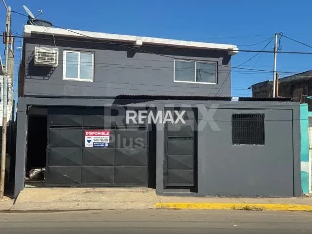 CASA COMERCIAL SECTOR LOS PLATANERO AVENIDA PRINCIPAL