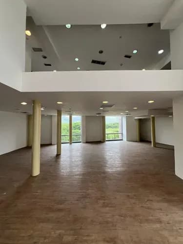 Vendo Solo Clientes Oficina En World Trader Center Hesperia Valencia Edo Carabobo Jrico