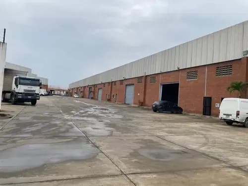 En Alquile Galpón Industrial En El Centro Empresarial Mesones Barcelona Anz