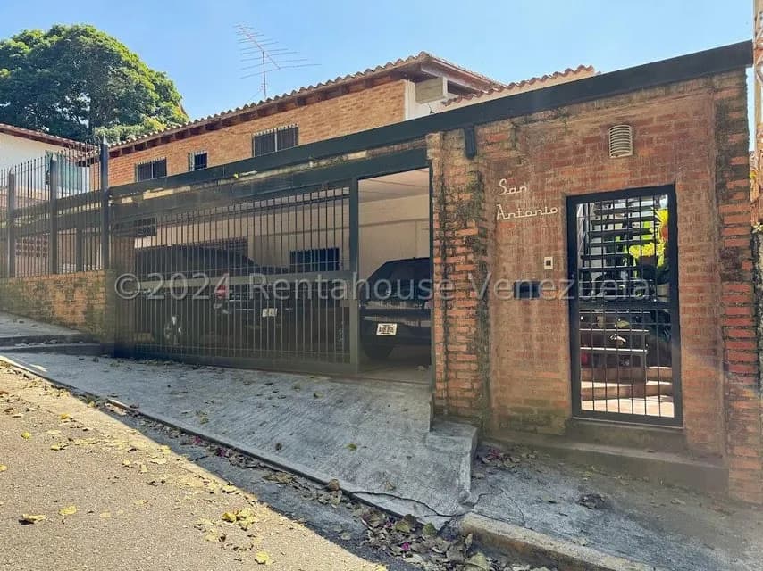 Casa (Duplex) en Venta en El Peñon, Distrito Metropolitano