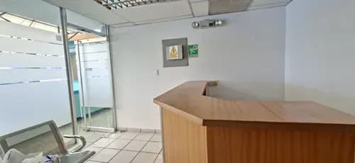 Ludeisi Zerpa 326280, Venta De Local En El Cc. Paseo Las Industrias, Valencia