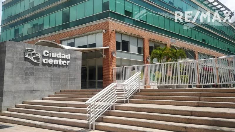 HERMOSA OFICINA EN ALQUILER EN BOLE´ÍTA NORTE