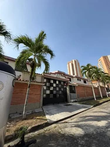 Townhouse En Villas Del Parral Valencia