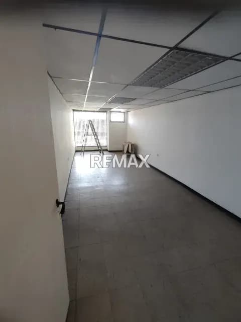 OFICINAS CONSULTORIOS , CC MEGAMERCADO
