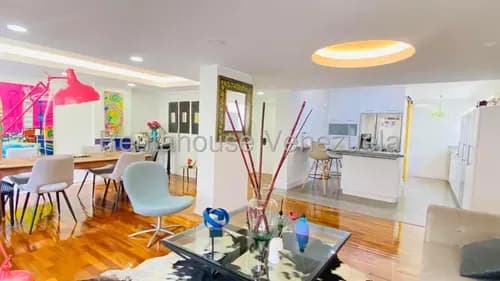 Moderno Y Hermoso Apartamento En Venta, Urb. Los Naranjos Del Cafetal
