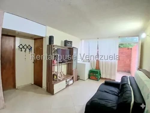 Apartamento En Venta En Parque Coropo Vigilancia Acceso Inmediato Estef 26-18005