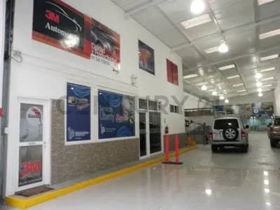 OPORTUNIDAD COMERCIAL EN LOS GUAYABITOS, AMPLIO GALPON EN ALQUILER