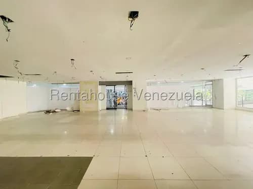 Local En Alquiler En El Bosque Aragua 26-1095 Irrr