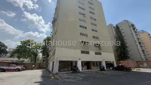 Rm. Perfecto Apto A La Venta En Montalban Ii Cod. 26-17786