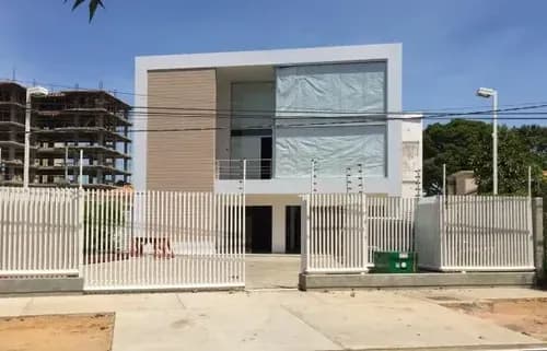 Adl. Oficina En Venta Con Excelente Ubicación Sector Las Mercedes Maracaibo