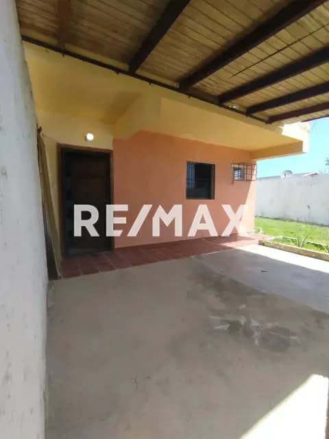 APARTAMENTO EN ALQUILER EN EL TIRANO, ISLA DE MARGARITA
