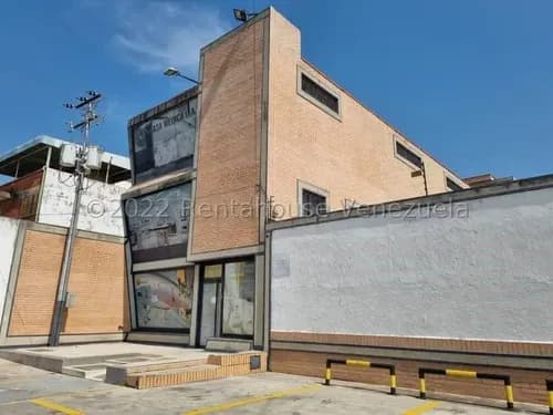 ¡inversores! Adquiera Un Edificio Comercial En Una Ubicación Estratégica De Valencia - Los Colorados (#25-6002) Con Amplios Espacios, Múltiples Niveles Y Acabados De Lujo. Cliente Directo.