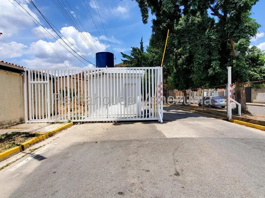 Terreno (Residencial) en Venta en Santa Rosalia, Aragua