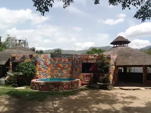 Inmobiliaria Vip360 Tiene Para Usted Grandes Caneyes En Venta Con Terreno Para Tu Emprendimiento Como Venta De Parrilla, Hamburguesas, Restaurante Tu Sueño Esta Aquí Espectacular Clima,al Mejor Precio