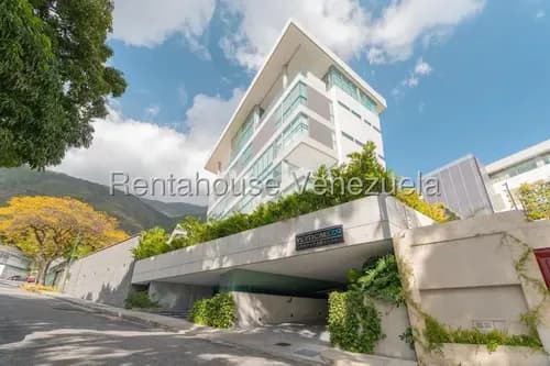 Venta De Apartamento En Altamira Oa 26-14948