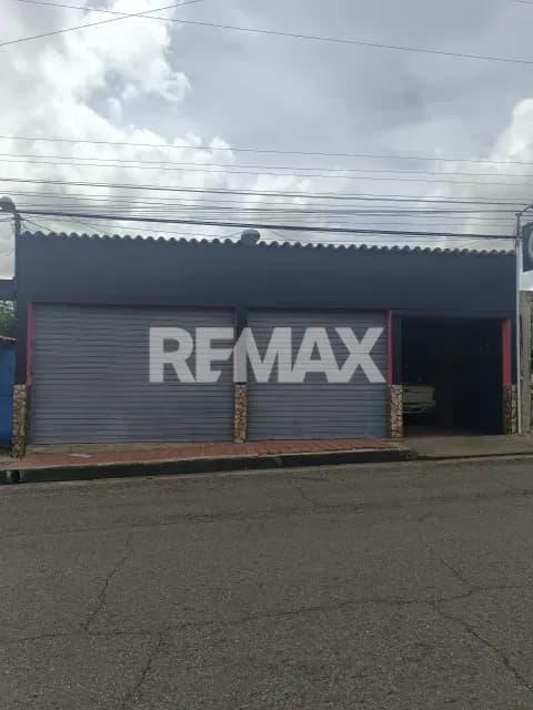 LOCAL COMERCIAL AV. PRINCIPAL DE LA CRUZ, MATURÍN