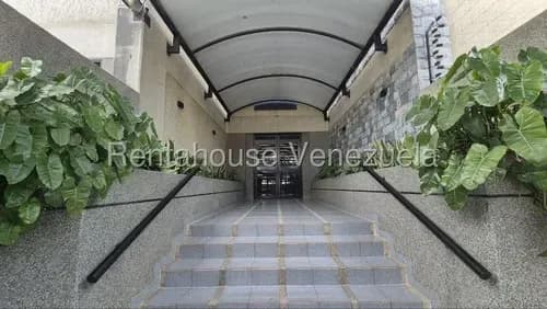 Héctor Malavé Te Ofrece En Alquiler Hermoso Apartamento Al Este De Barquisimeto, Completamente Amoblado, Con Planta Eléctrica.