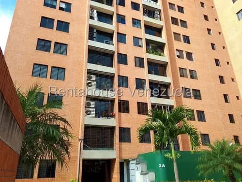 Apartamento Semi-amoblado Colinas De La Tahona 26-14965