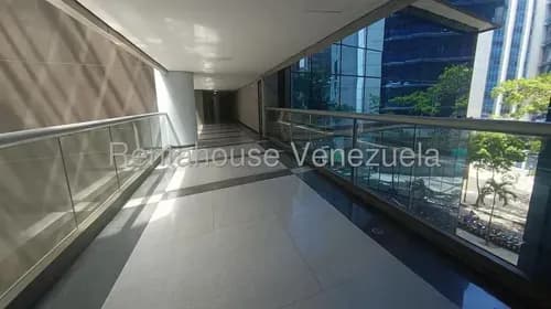 Oficina En Alquiler En El Rosal - Franklin Marcano Mls #25-24071