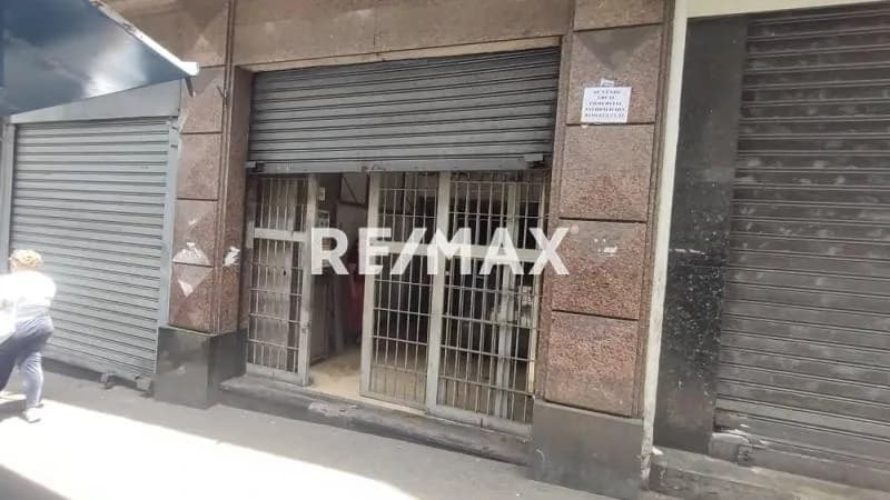 LOCAL COMERCIAL EN VENTA