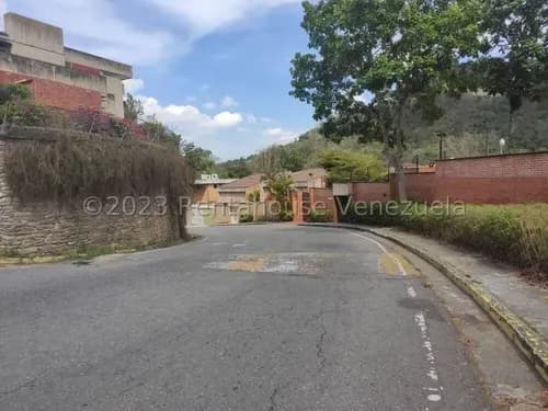 Terreno En Venta En Colinas Del Tamanaco 26-3516 Mg