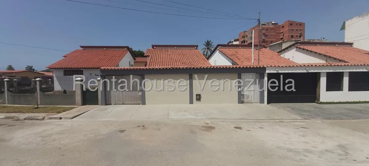 Townhouse (Duplex) en Venta en Jorge Coll, Nueva Esparta