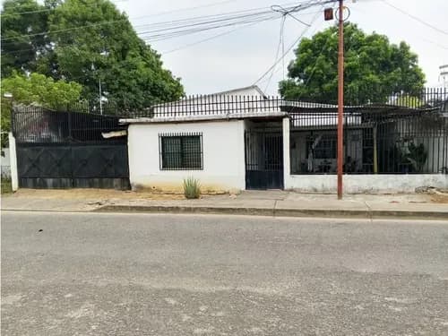 Casa En El Brr Negro Primero Barinas Ve16-042np-ssil-dpin-jqui