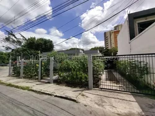 Cf Oportunidad Única Para Adquirir Hermosa Casa Con Gran Patio En Urb. La Soledad, Maracay!! Listing 26-13710