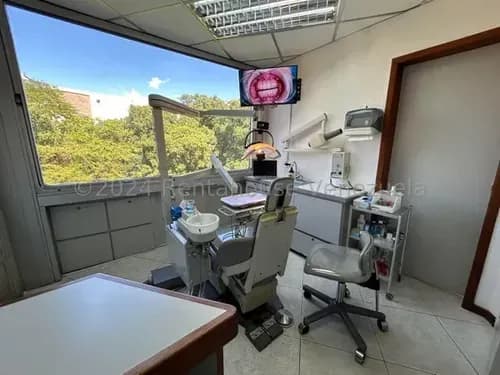 En Alquiler Exclusivo Consultorio Odontológico Equipado - Santa Paula Frente Al Gmsp - Julio Morales Rah
