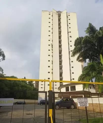 Apartamento En Venta En Residencias Orinoco Suite, Valles De Camoruco