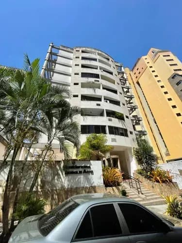 Alquiler De Apartamento En Urb. El Bosque Res. Bosque Alto Valencia Er-rd