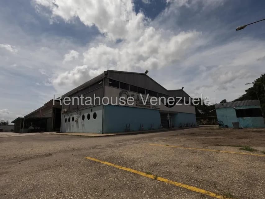 Comercial (Local Comercial) en Venta en Zona Industrial 2, Lara