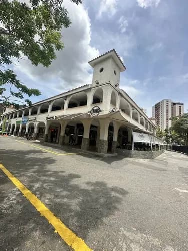 Lt Venta De Local En Cc El Parral Urb El Parral