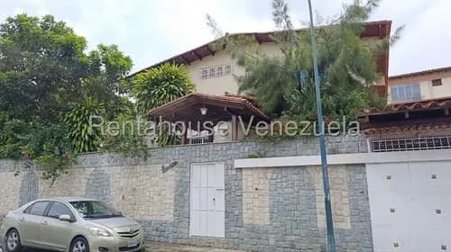 Casa En Venta En Alto Prado Muy Bien Iluminada Y Ventilada En Calle Cerrada Con Vigilancia