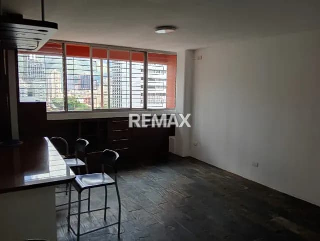 Se Vende Apartamento Duplex 2 hab 2 baños 84 mts2 Parque Central