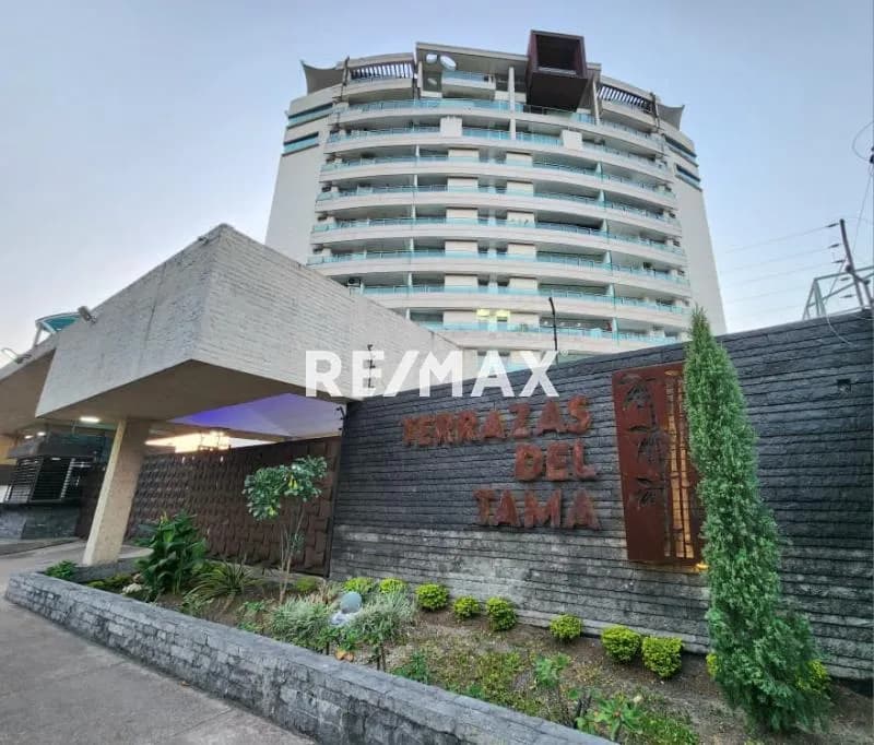 En Venta ‼️ Exclusivo y hermoso Pent House a estrenar. Cuenta con un área de 377 mt.2