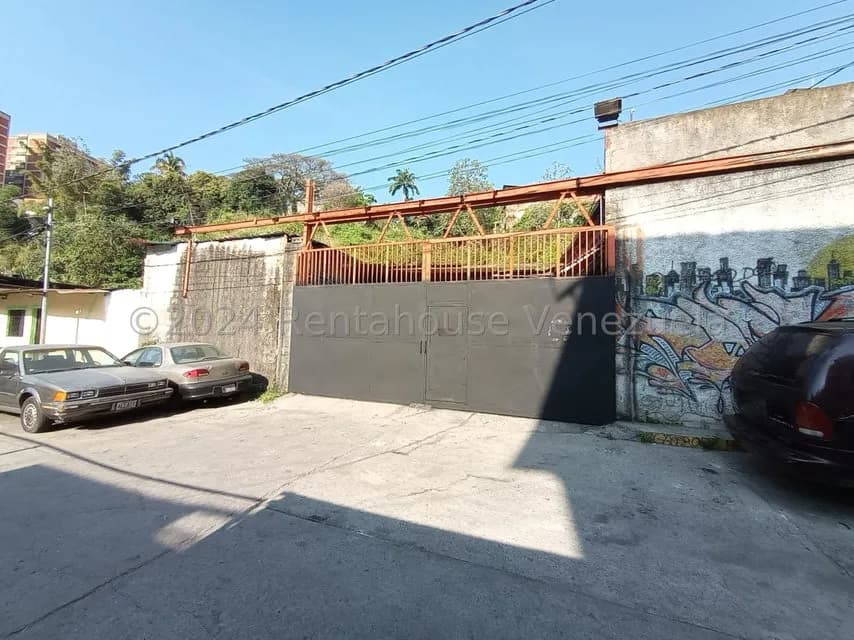 Comercial (Galpon - Deposito) en Venta en San Jose, Distrito Metropolitano